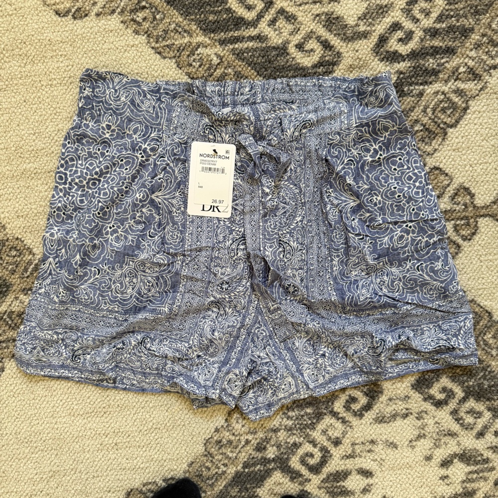 Women's Blue Drawstring Patterned Shorts